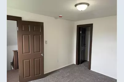 2226 S 30th St, Milwaukee, WI 53215 - Photo 15