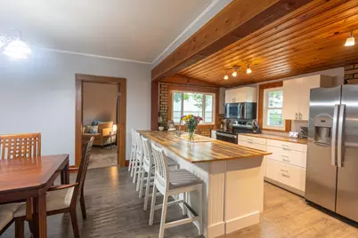 359  Prospect Ave, Hartland, WI 53029 - Photo 5