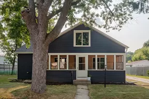 359 Prospect Ave, Hartland, WI 53029 - Photo 1
