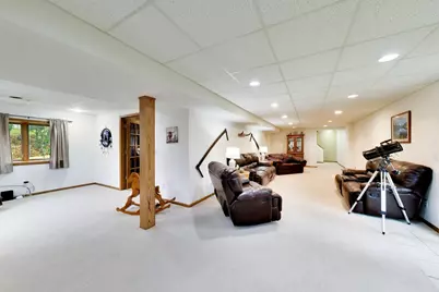 3246 N Robin Rd, Geneva, WI 53147 - Photo 17