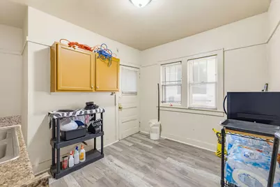 516 N 28th St #518, Milwaukee, WI 53208 - Photo 7