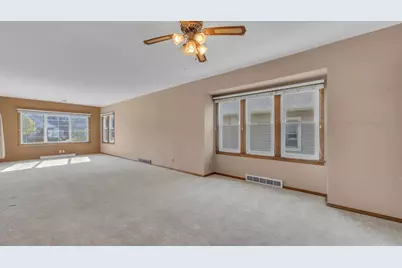 2410 S 10th St, Sheboygan, WI 53081 - Photo 7