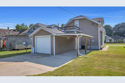 2410 S 10th St, Sheboygan, WI 53081 - Photo 29