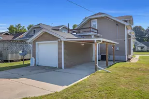 2410 S 10th St, Sheboygan, WI 53081 - Photo 29