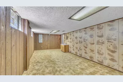 2410 S 10th St, Sheboygan, WI 53081 - Photo 19
