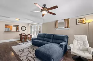 2234 S 72nd St, West Allis, WI 53219 - Photo 5