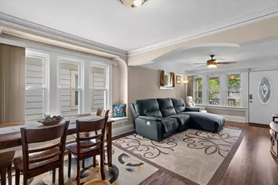 2234 S 72nd St, West Allis, WI 53219 - Photo 7