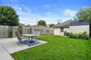 2234 S 72nd St, West Allis, WI 53219 - Photo 25