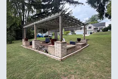 N85W16295  Arthur Ave, Menomonee Falls, WI 53051 - Photo 147
