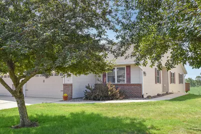 615  NE Shna Bek Trl #9, Kewaskum, WI 53040 - Photo 31