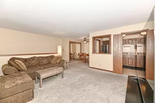 6640 Mariner Dr, Racine, WI 53406 - Photo 5
