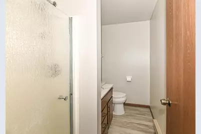 6640  Mariner Dr #202, Racine, WI 53406 - Photo 11
