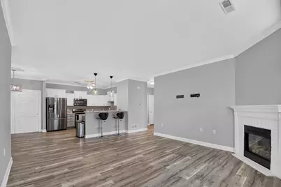1045  Bedford Ct #102, Racine, WI 53406 - Photo 7