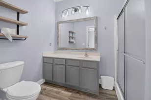1045 Bedford Ct, Racine, WI 53406 - Photo 17