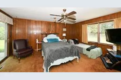 563  Kreusers Ridge St, Richfield, WI 53017 - Photo 9