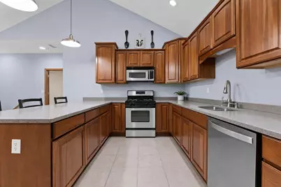 7942  Williamsburg Ct #201, Bristol, WI 53104 - Photo 7