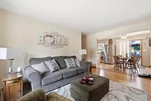 7849 W Herbert Ave, Milwaukee, WI 53218 - Photo 5