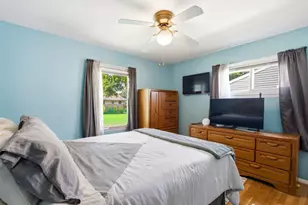 7849 W Herbert Ave, Milwaukee, WI 53218 - Photo 15