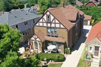 1620 E Olive St #1622, Shorewood, WI 53211 - Photo 1