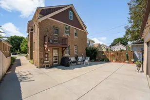 1620 E Olive St, Shorewood, WI 53211 - Photo 47