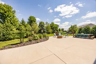 221 Arbor Point Ave, West Bend, WI 53095 - Photo 37