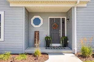 221 Arbor Point Ave, West Bend, WI 53095 - Photo 7