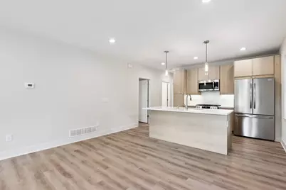 2212 N Cambridge Ave #2214, Milwaukee, WI 53202 - Photo 15