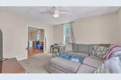 1433 S 11th St, Sheboygan, WI 53081 - Photo 3
