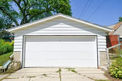 1513  Cherry St, South Milwaukee, WI 53172 - Photo 9