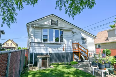1513  Cherry St, South Milwaukee, WI 53172 - Photo 7