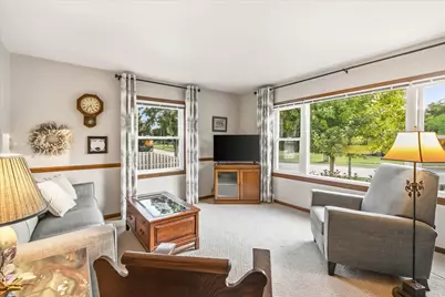 148  Tower Dr, Port Washington, WI 53074 - Photo 3
