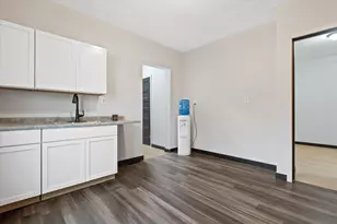 1322 W Concordia Ave, Milwaukee, WI 53206 - Photo 13