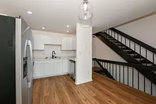 1631 W Edgerton Ave, Milwaukee, WI 53221 - Photo 3