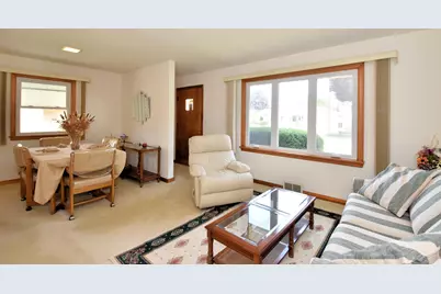 1923  Arlington Ave, Racine, WI 53403 - Photo 3