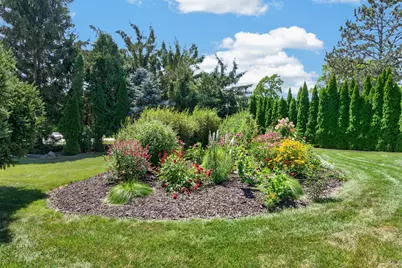 5106  Columbia Rd, Cedarburg, WI 53012 - Photo 37