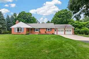 5106 Columbia Rd, Cedarburg, WI 53012 - Photo 1