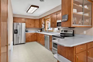 5106 Columbia Rd, Cedarburg, WI 53012 - Photo 13