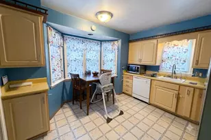 6615 N 42nd St, Milwaukee, WI 53209 - Photo 5