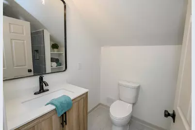 3727 E Underwood Ave, Cudahy, WI 53110 - Photo 25