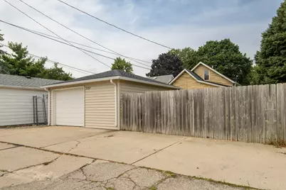 3727 E Underwood Ave, Cudahy, WI 53110 - Photo 35