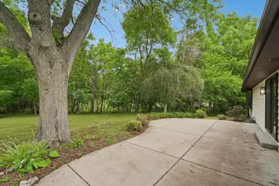3665  Shadybrook Pl, Brookfield, WI 53005 - Photo 51