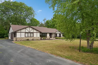 3665  Shadybrook Pl, Brookfield, WI 53005 - Photo 5