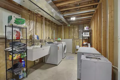 2117  Newberry Ln, Racine, WI 53402 - Photo 19