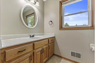 7115  Joy Marie Ln, Racine, WI 53185 - Photo 27