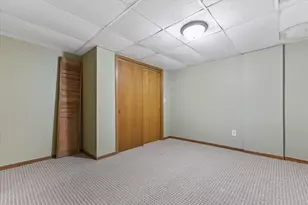 7115 Joy Marie Ln, Racine, WI 53185 - Photo 33
