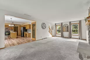 7115 Joy Marie Ln, Racine, WI 53185 - Photo 9