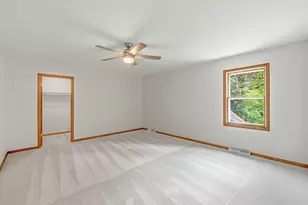 546 Beechwood Dr, Cedarburg, WI 53012 - Photo 27
