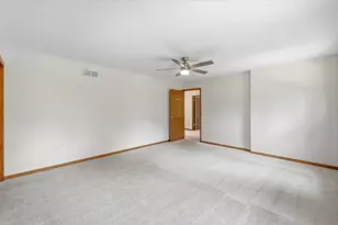 546 Beechwood Dr, Cedarburg, WI 53012 - Photo 33
