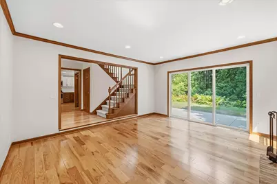 546  Beechwood Dr, Cedarburg, WI 53012 - Photo 13