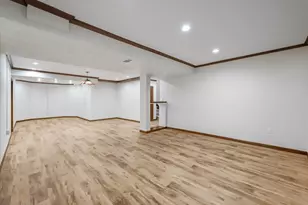 546 Beechwood Dr, Cedarburg, WI 53012 - Photo 41